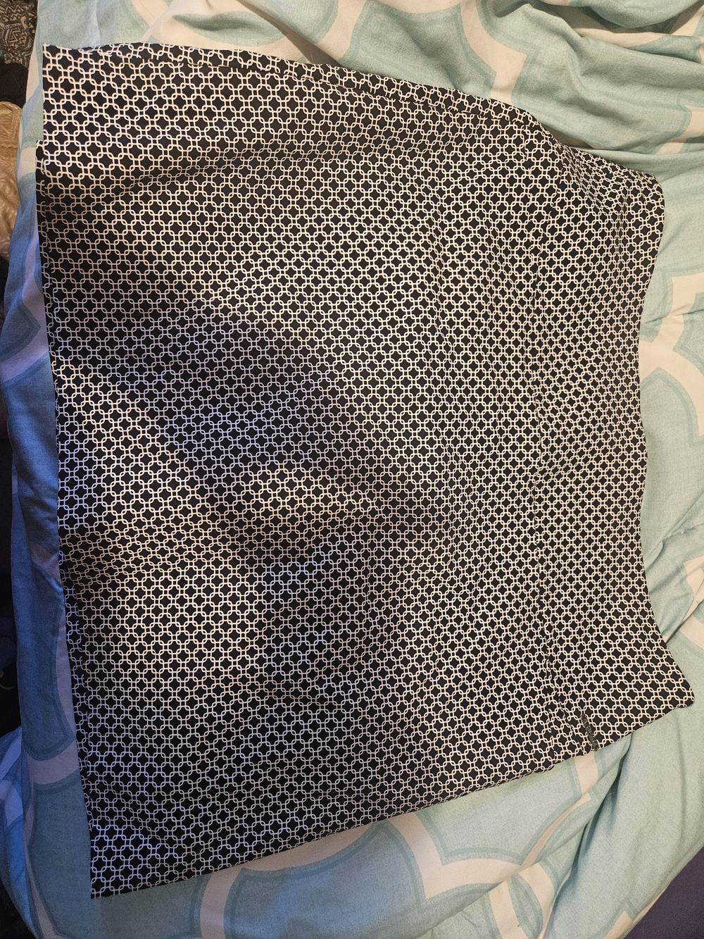 Black and White Geometric Pencil Skort
